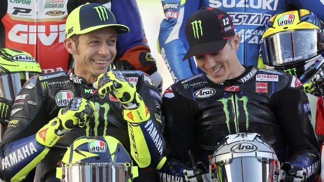 Senyuman Valentino Rossi Jadi Bahan Bakar Maverick Vinales
