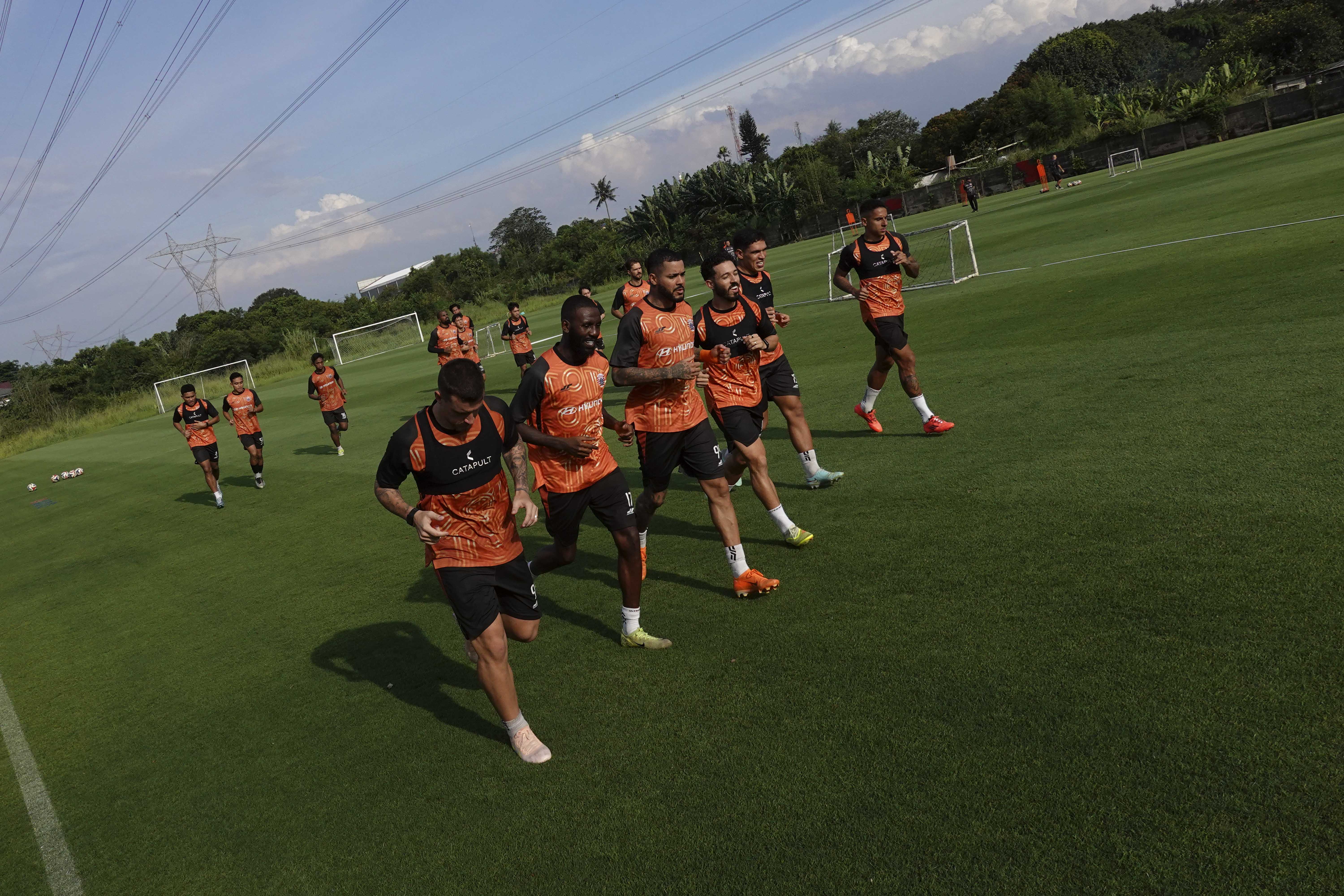 Persija Kembali Panaskan Mesin, Sejumlah Pemain Absen