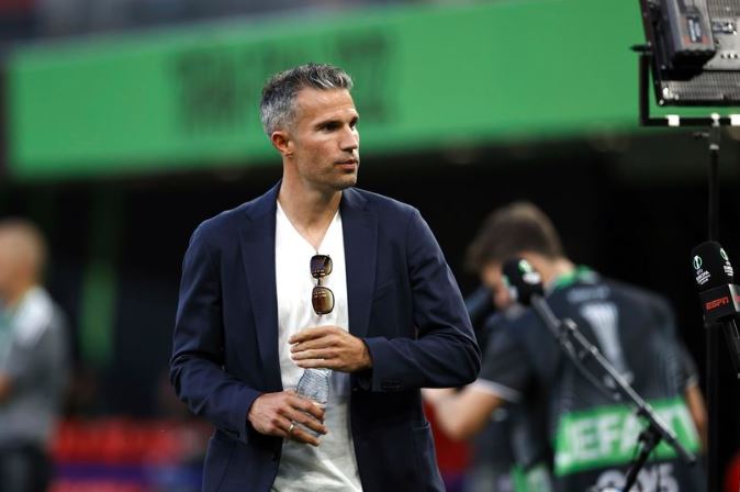 Robin van Persie Tuturkan Alasan Tolak Masuk Staf Kepelatihan Erik ten Hag