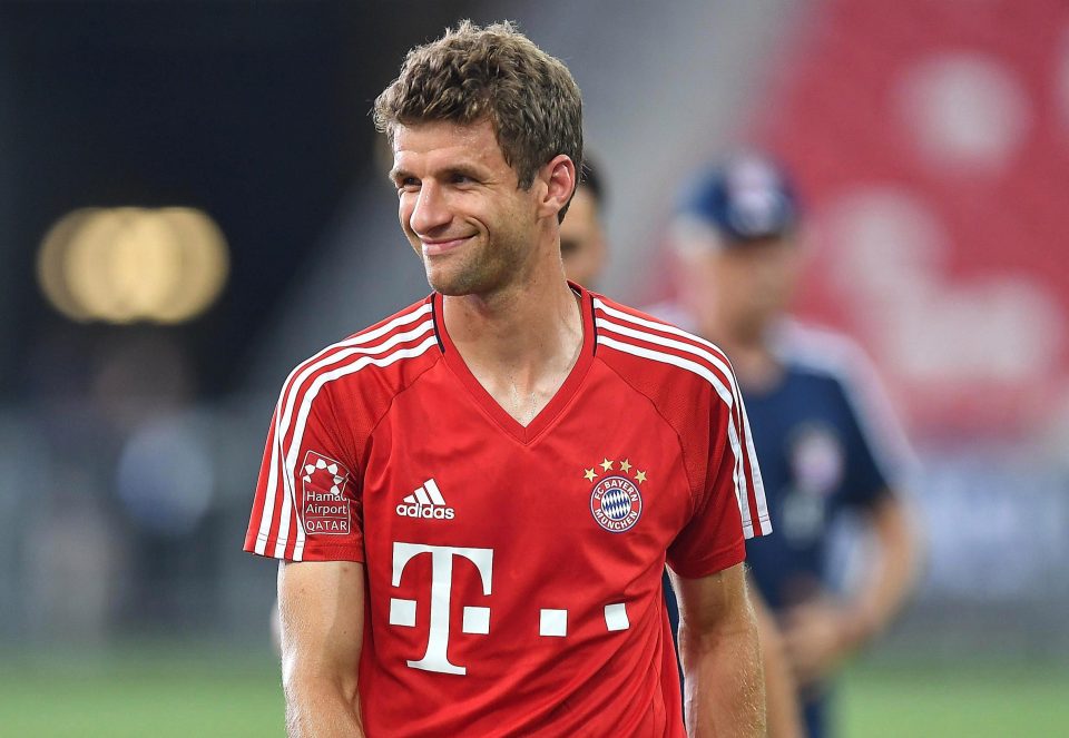 Bayern Munchen Tolak Kibarkan Bendera Putih