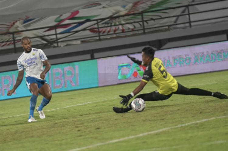 Hasil Liga 1: Persib Bandung Tekuk PSM Makassar 2-0