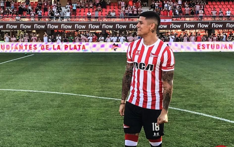 Bek Manchester United Berulah di Tengah Lockdown Virus Corona, Veron Geram
