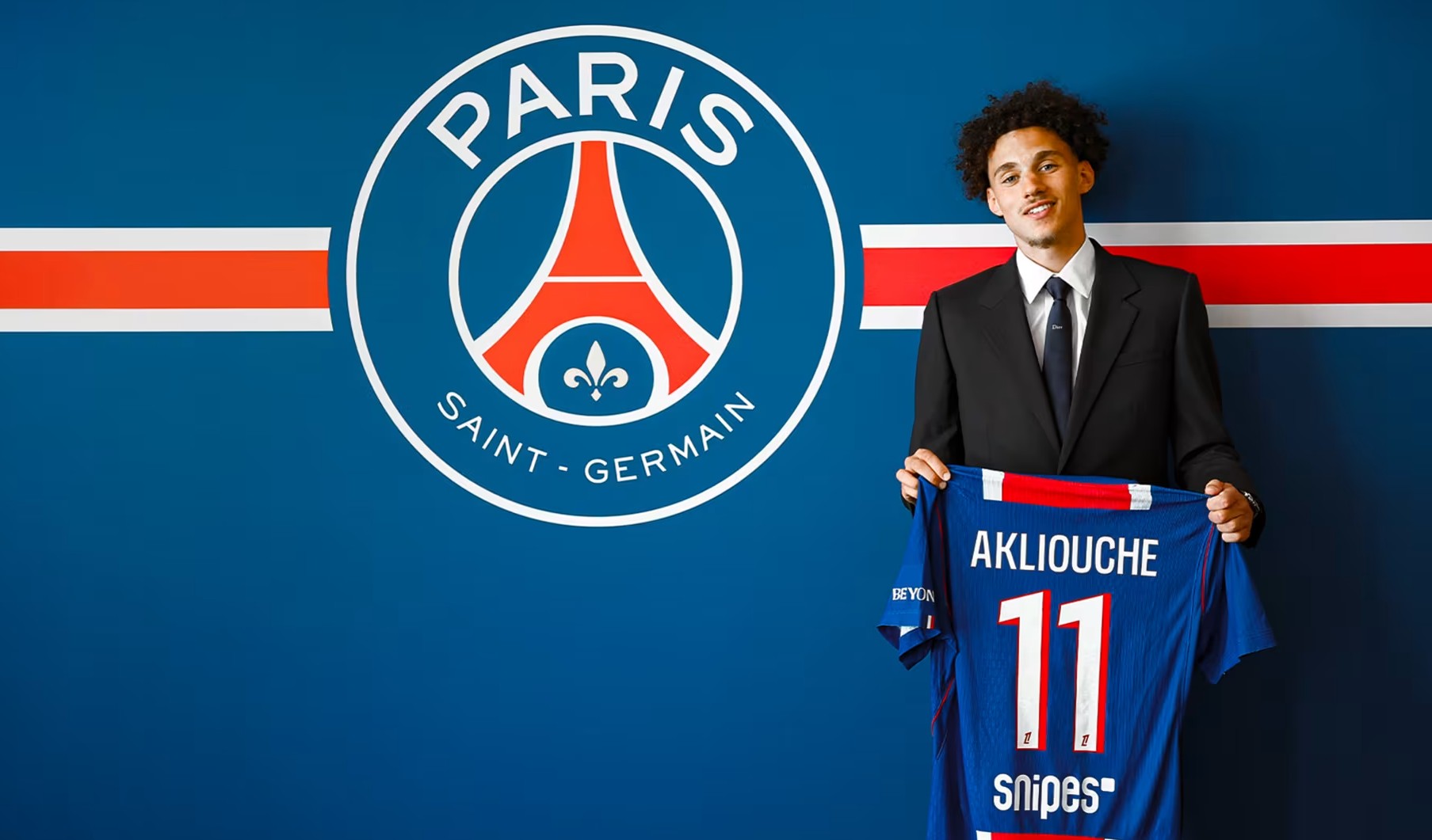 Salip Liverpool, PSG Resmi Datangkan Maghnes Akliouche dari Monaco