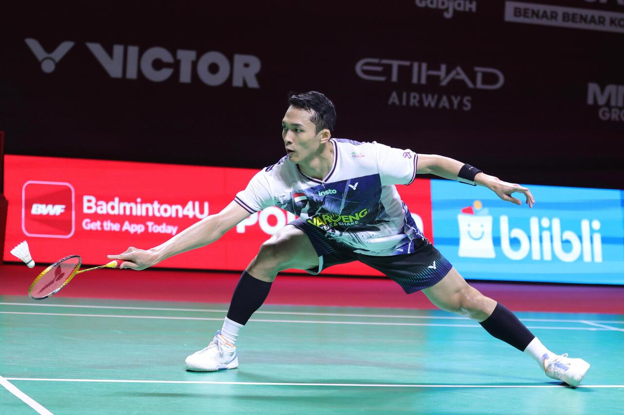 Aksi Jonatan Christie di babak 16 besar Indonesia Open 2026. (PBSI)