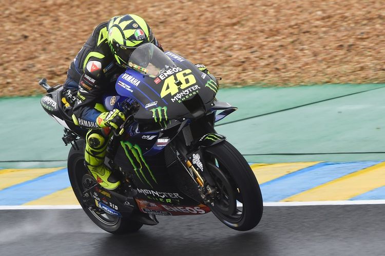 Dengan Motor Yamaha, Rossi Tak Bisa Melesat di Lintasan Lurus