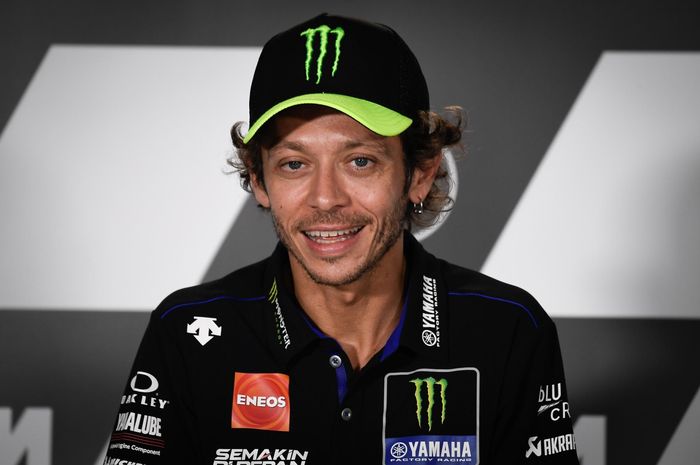 Isu Valentino Rossi Pensiun Hanya Isapan Jempol Media
