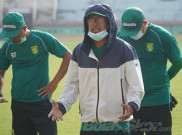 Aji Santoso: Persebaya Bisa Tentukan Nasib Sendiri