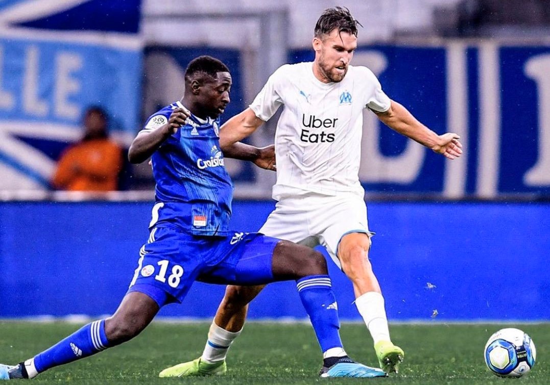 Duo Milan Saling Sikut Rekrut Eks AS Roma