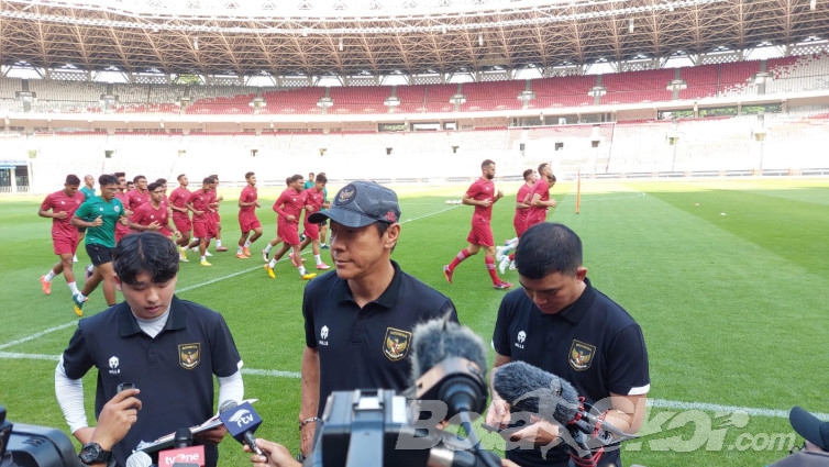 Shin Tae-yong Bicara soal Sikap Klub Elkan Baggott dan Sandy Walsh