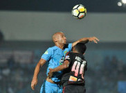 Menang Dramatis, Persela Lega Pecahkan Rekor Tak Pernah Menang Atas Persipura