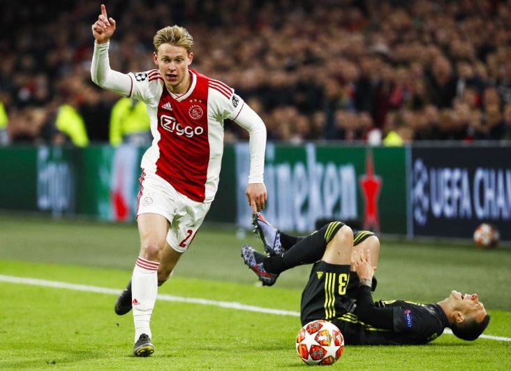 Samai Rekor Berusia Sembilan Tahun Busquets, De Jong Jadi Bos Lini Tengah Kontra Juventus