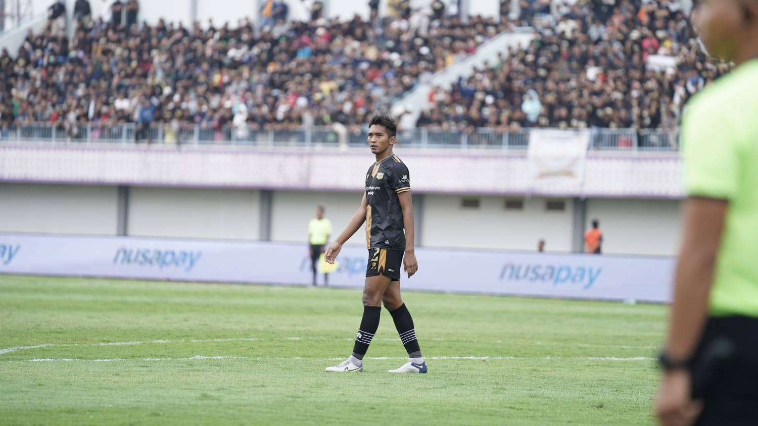 Lini Belakang Dewa United FC Makin Padu untuk Hadapi Bali United