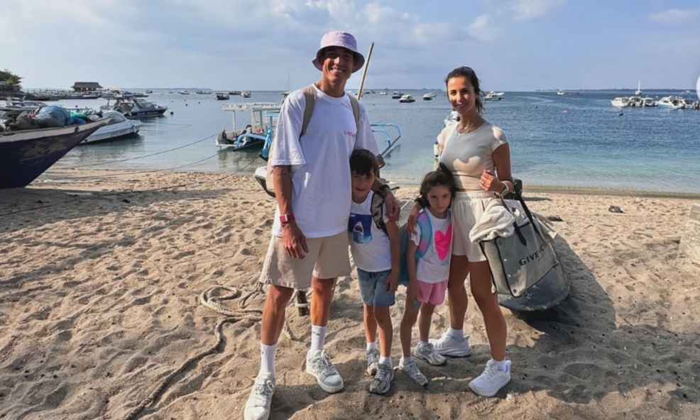 Jelang MotoGP Indonesia, Espargaro Berilibur di Gili Trawangan