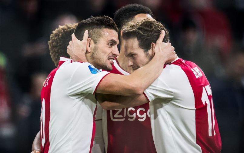 Daley Blind dan Dusan Tadic, Dua Pemain Buangan Premier League yang Bersinar di Ajax