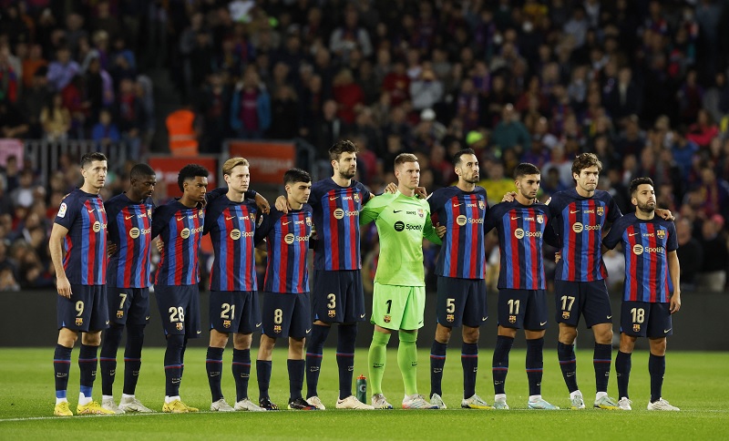 Barcelona Dilarang Rekrut Pemain di Bursa Transfer Musim Panas