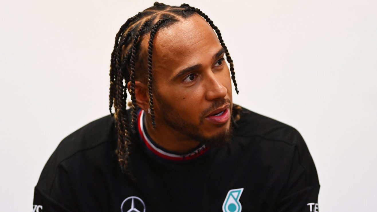 Lewis Hamilton Kembali Dihantui Safety Car