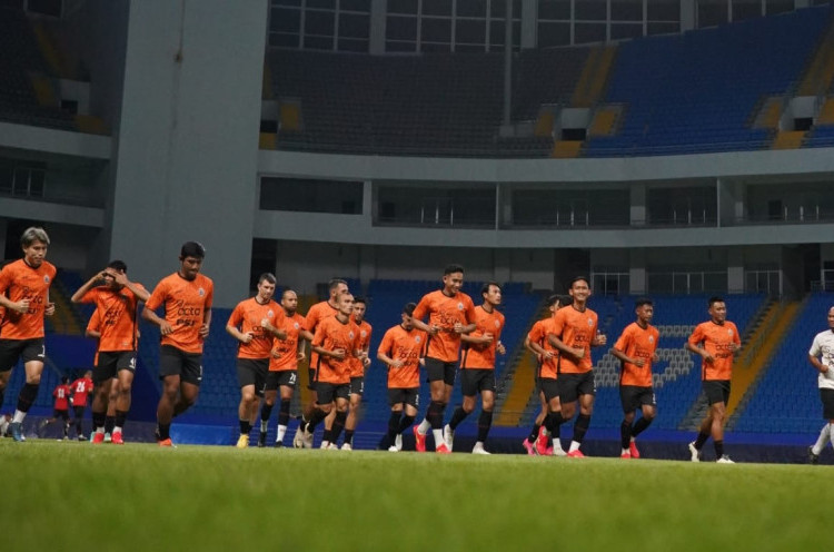 Kemenangan atas Arema FC Jadi Target, Thomas Doll Minta Pemain Persija Berpikir