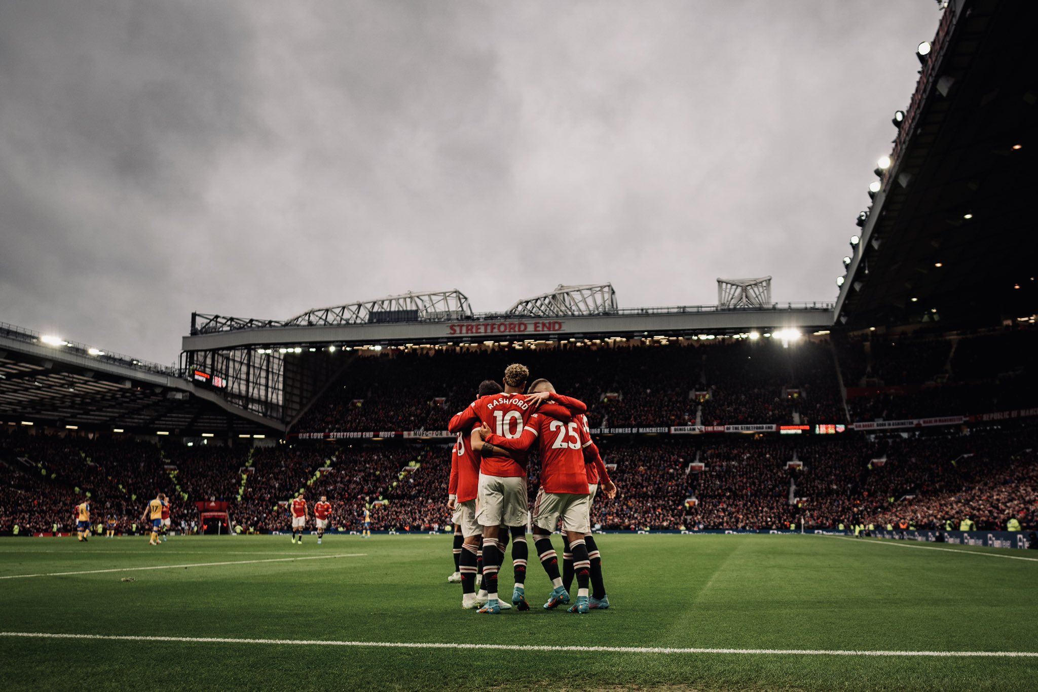 Ditahan Southampton, Manchester United Ulang Sejarah Jeblok