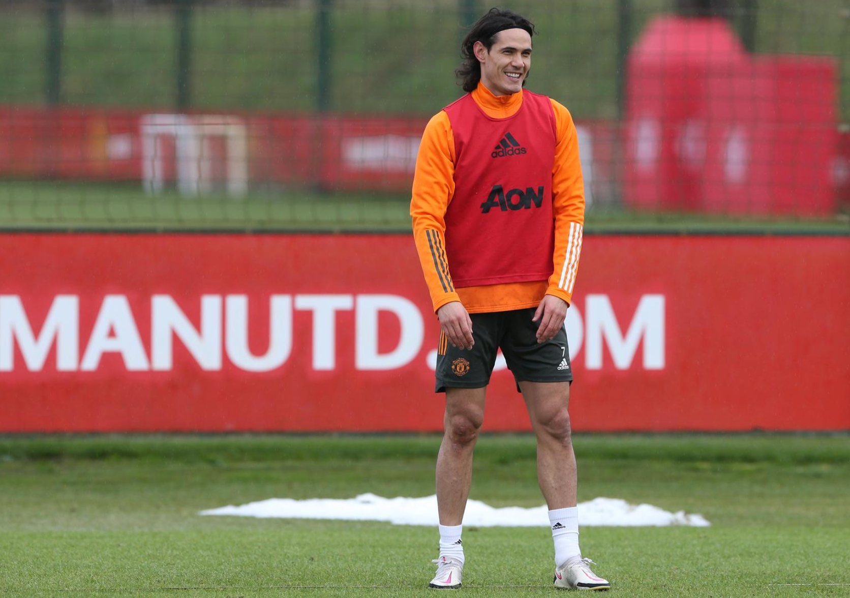 Solskjaer Ungkap Kondisi Edinson Cavani Usai Jalani Hukuman