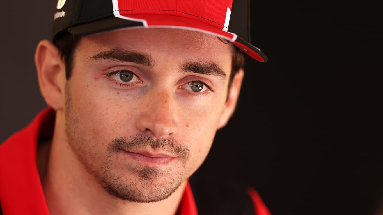 Mercedes Akui Masih Incar Charles Leclerc