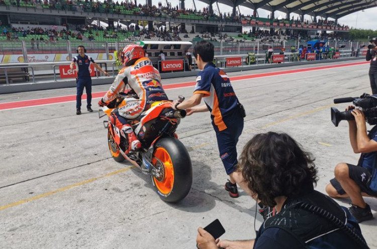 FP1 MotoGP Malaysia: Motor Marquez Mogok, Pembalap dari Tim Tuan Rumah Finis 1-2  
