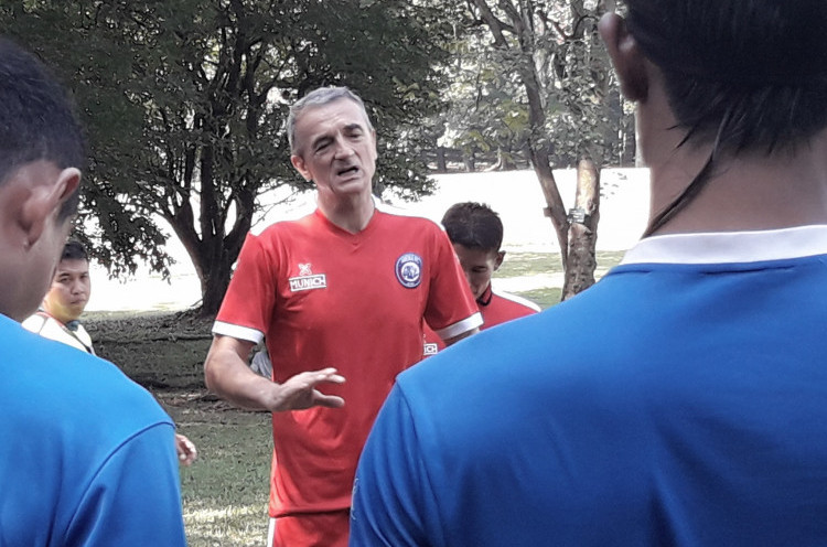 Masalah Ricky Ohorela dan Sylvano Comvalius saat Arema FC Jalani Pemusatan Latihan