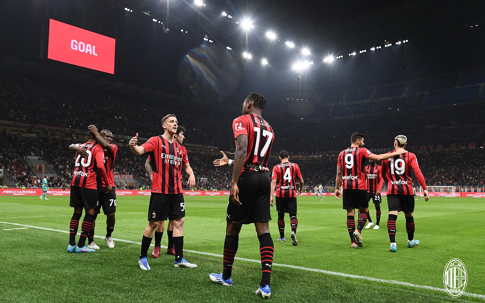 Paolo Maldini Jawab Kabar Milan Akan Dibeli Perusahaan Asal Bahrain