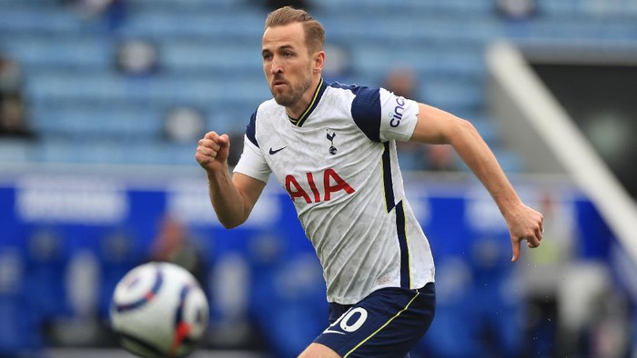 Menanti Peperangan Harry Kane dan Tottenham di Bursa Transfer