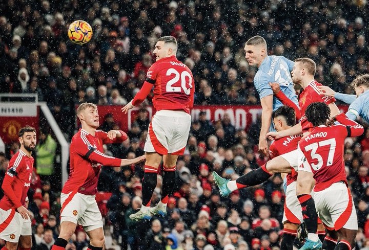 Hasil Premier League: Manchester United Ditekuk Nottingham Forest 2-3, Ruben Amorim Telan Kekalahan Kedua