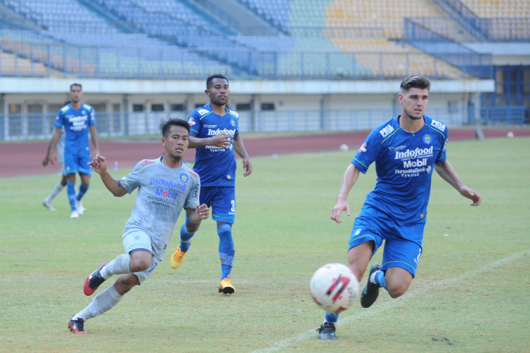 Besaran Gaji Persib Masih 50 Persen meski Liga 1 2020 Belum Jelas