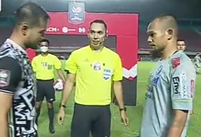 Ini Wasit Persija Vs Persib Nanti Malam, Pernah Buat Kontroversi di Awal Musim 