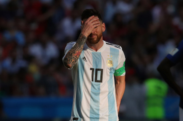 Lionel Messi Menangis seperti Seorang Anak Kehilangan Ibunya Usai Gagal di Copa America 2016