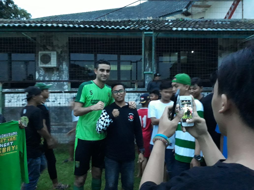 Manajemen Persebaya Bela Otavio Dutra yang Ditolak Bonek