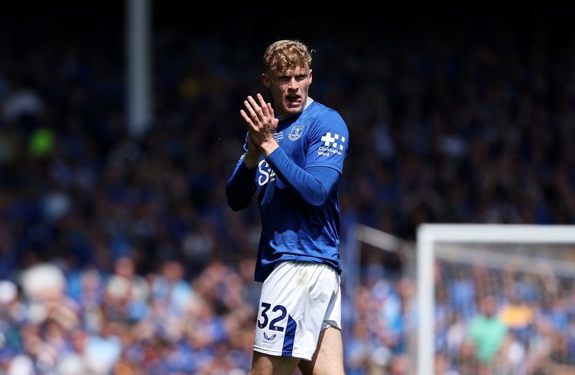 Ditentang Rio Ferdinand, Manchester United Akan Tetap Kejar Jarrad Branthwaite di Bursa Transfer Januari