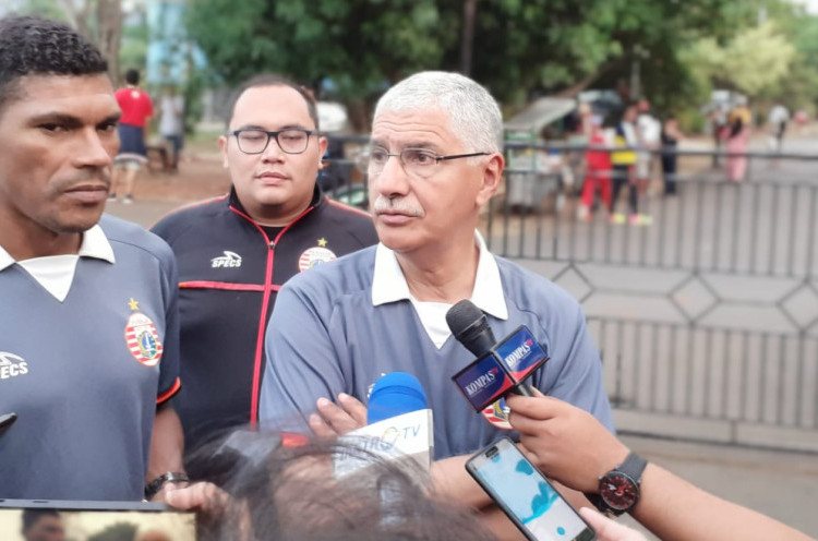 Penundaan Laga Kontra Persela Jadi Berkah untuk Pelatih Baru Persija Jakarta Edson Tavares