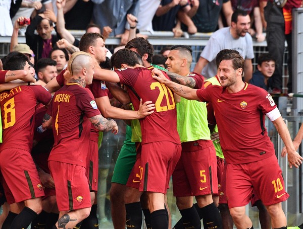 AS Roma Taklukan Genoa di Olimpico