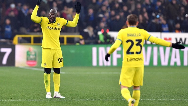 Drama Perseteruan Romelu Lukaku dan Nicolo Barella