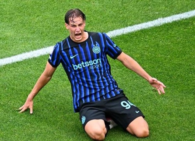 Inter Milan Tolak Pendekatan Manchester United yang Inginkan Francesco Pio Esposito