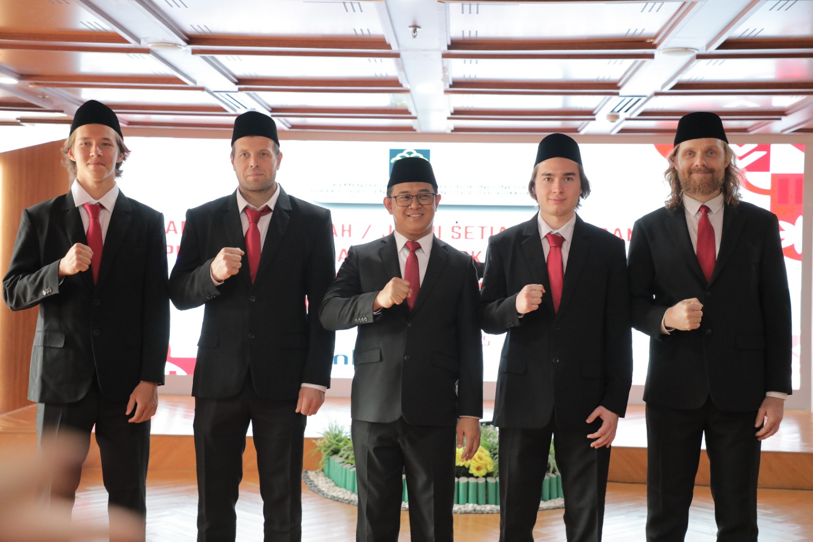 Perkuat Timnas Hoki Es Indonesia, Pemerintah Naturalisasi 4 Atlet Asal Rusia