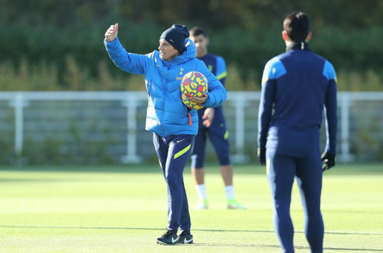 Antonio Conte Akui Banyak yang Harus Dibenahi Tottenham