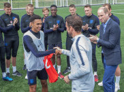 Piala Dunia 2018: Jalani Debut Bersama Timnas Inggris, Mimpi Bek Liverpool Terwujud