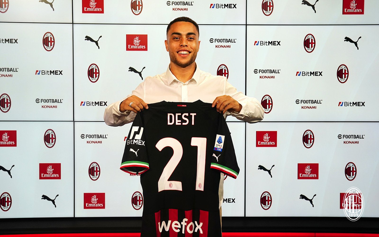 Enggan Kembali ke Barcelona, Sergino Dest Berharap Dipermanenkan Milan