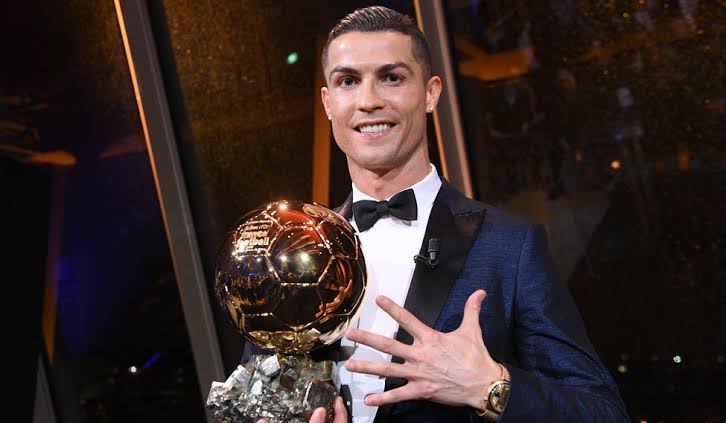Perolehan Poin Ronaldo di Ballon d'Or Lebih Banyak daripada Messi