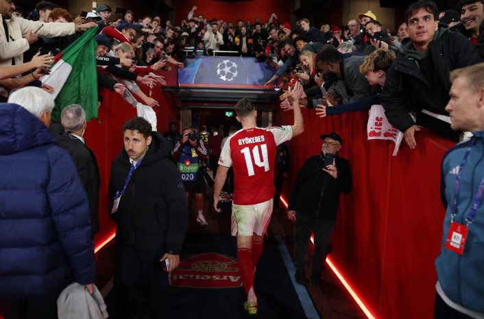 Arsenal 4-0 Atletico Madrid: Viktor Gyokeres Akhiri Puasa Gol, Mikel Arteta Semringah