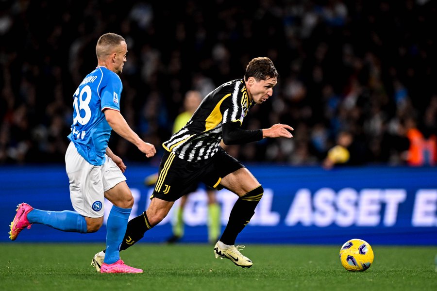 Rekap Hasil Pertandingan Senin (4/3) Dini Hari: Juventus Ditekuk Napoli, Barcelona Tertahan