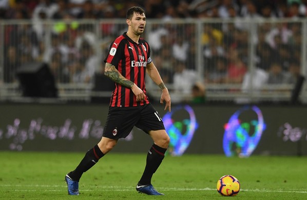 Barcelona Mulai Negosiasi Datangkan Kapten AC Milan