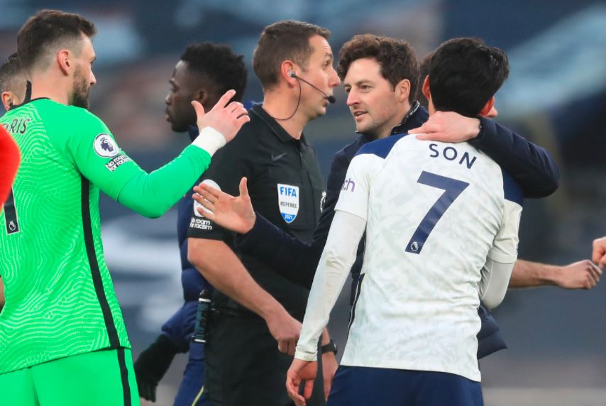 Kisah Ryan Mason, dari Pensiun Dini hingga Jadi Manajer Termuda Premier League