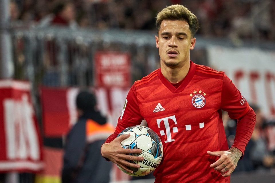 Agen Philippe Coutinho Bantah Negosiasi dengan Chelsea atau PSG
