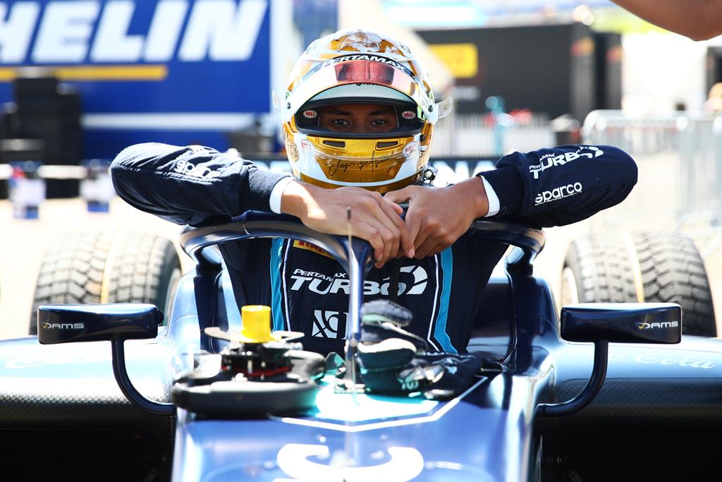 Sean Gelael Berburu Poin di Silverstone
