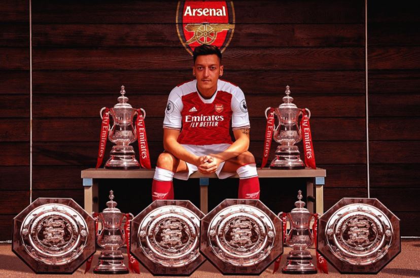 Mesut Ozil Akan Selalu Diingat sebagai Raja Assist di Arsenal